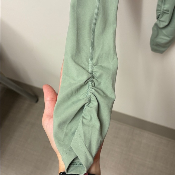 Whitney Simmons x Gymshark leggings - Picture 3 of 10